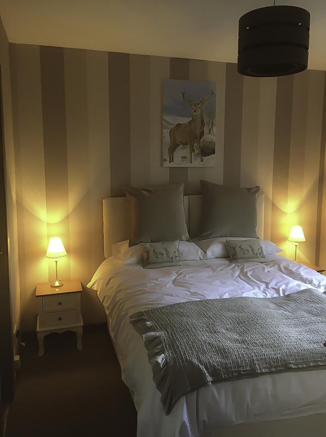 Henshire B&B Dingwall Ngoại thất bức ảnh